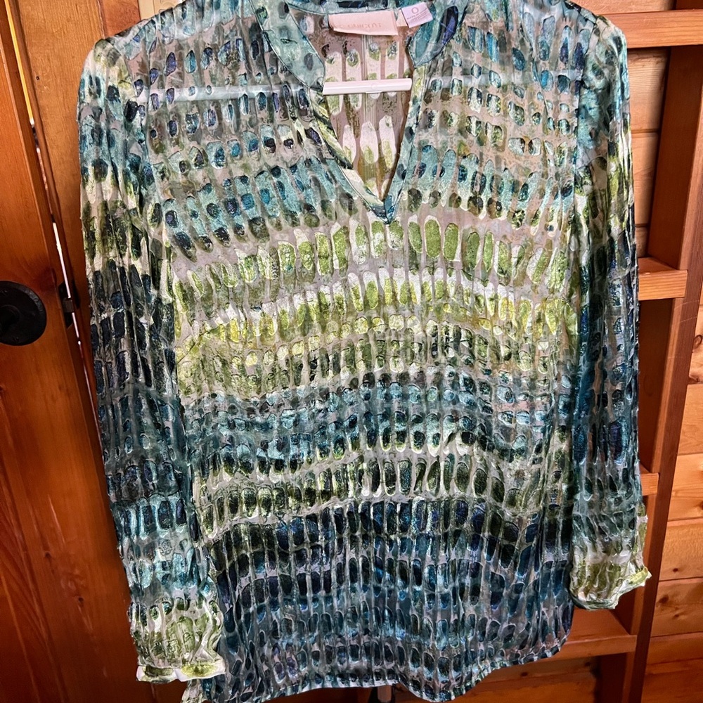 Chico’s Multicolor blue and green V-Neck Women's Top blouse size 0